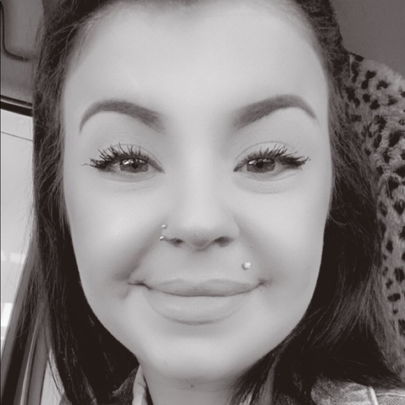 Meet your Posher, Diana - Picture 1 of 1